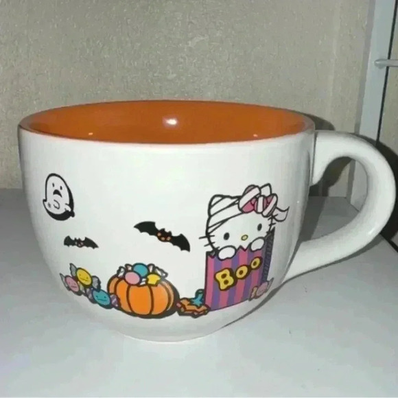 Large Hello Kitty Halloween 24oz round mug /Spooky /Decor /Trick or Treat - Picture 1 of 4